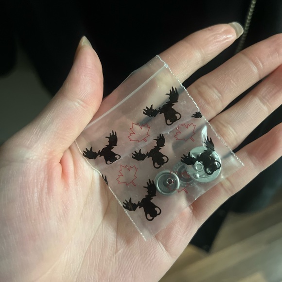 🌀$600🌀 Moose knuckles padded jacket for women - Picture 7 of 8